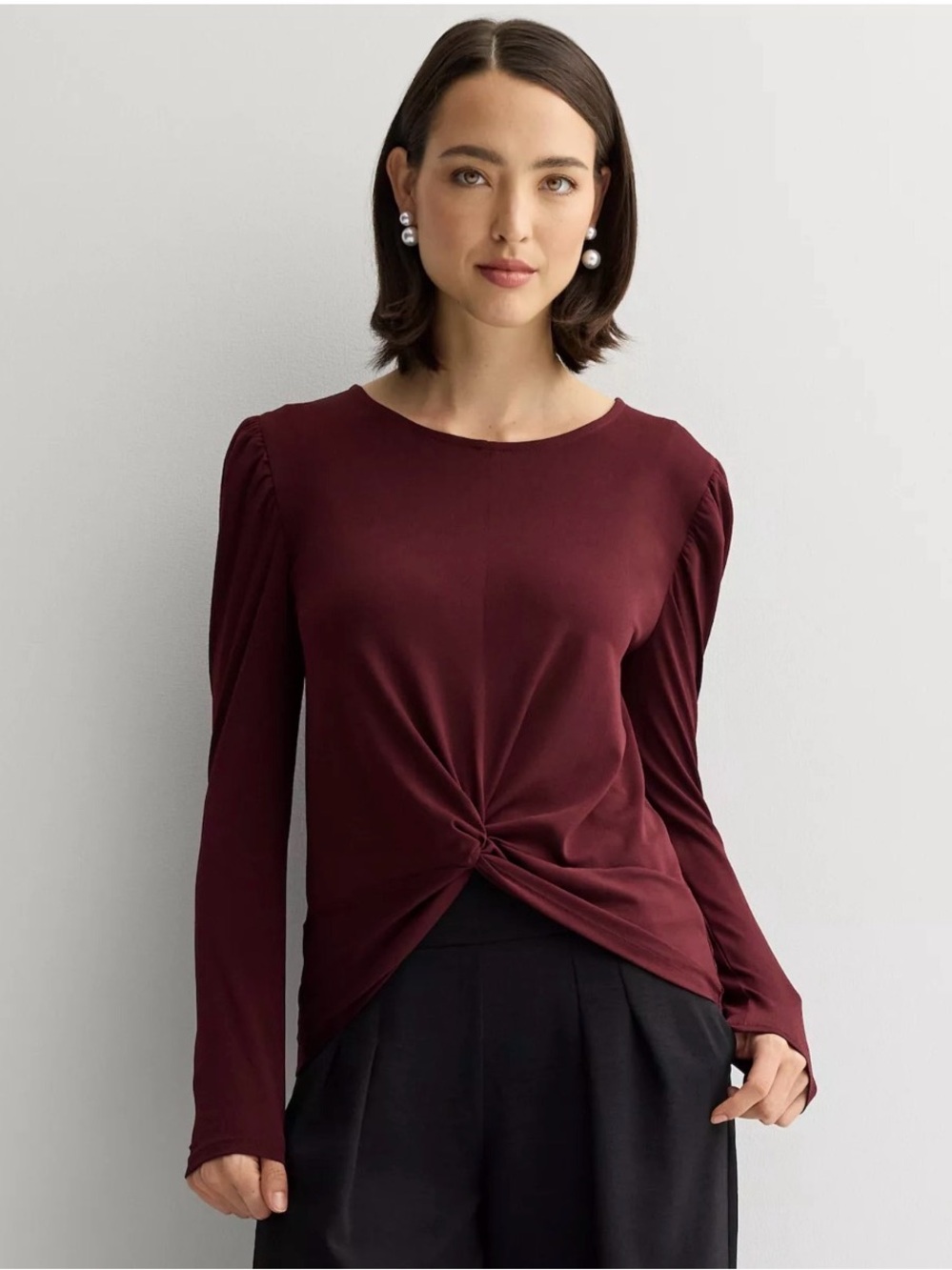 NWT Women's Nine West Twisted Front Long-Sleeve Top - Burgundy
